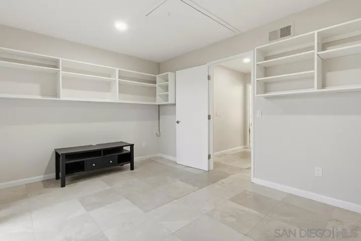 17440 Plaza Cerado 71, San Diego, California 92128
