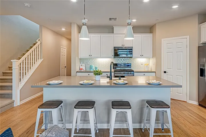 1705 Almond Tree, Upland, California 91784