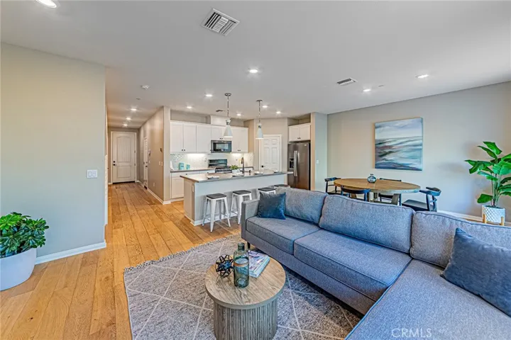 1705 Almond Tree, Upland, California 91784