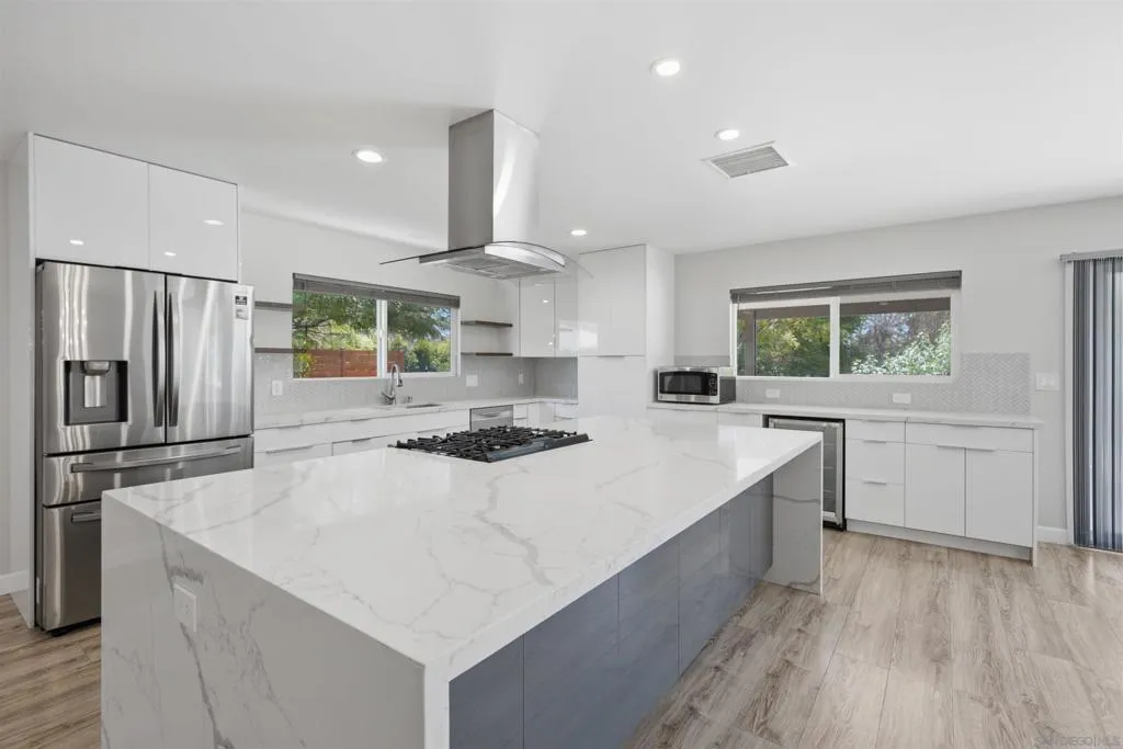 907 Seph Way, Escondido, California 92027 — photo 4