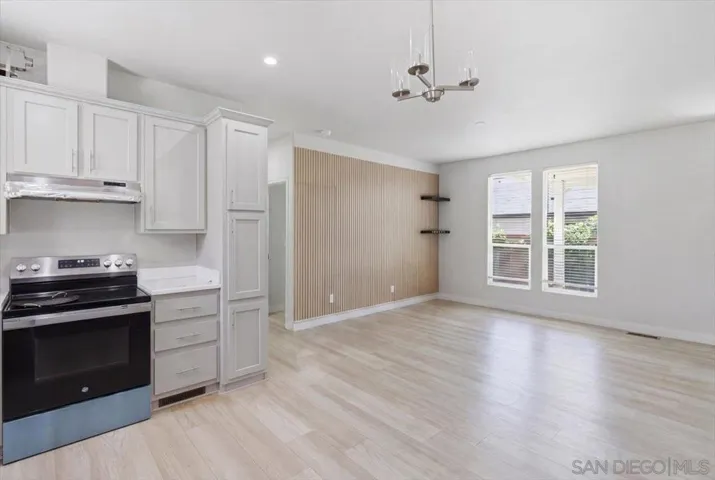 907 Seph Way, Escondido, California 92027