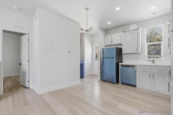 907 Seph Way, Escondido, California 92027
