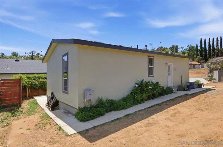 907 Seph Way, Escondido, California 92027