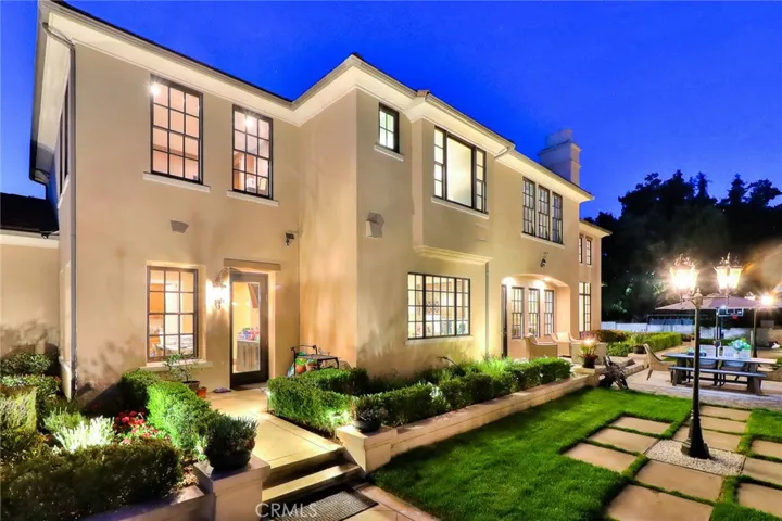 725 Carriage House Drive, Arcadia, California 91006