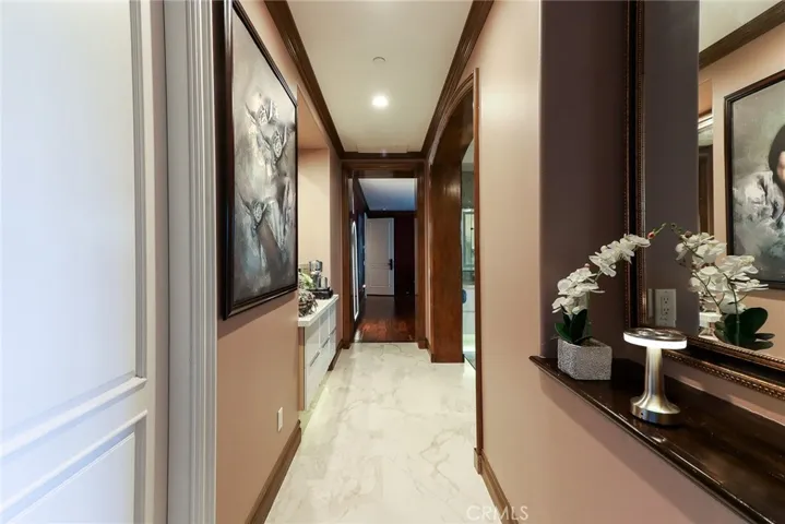 725 Carriage House Drive, Arcadia, California 91006