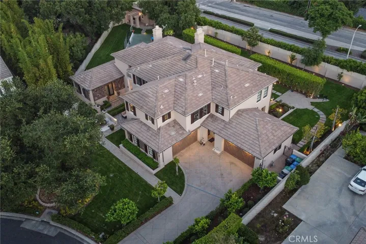 725 Carriage House Drive, Arcadia, California 91006