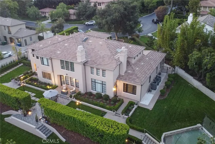 725 Carriage House Drive, Arcadia, California 91006