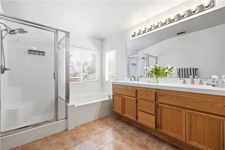 28637 Placerview Trail, Saugus, California 91390