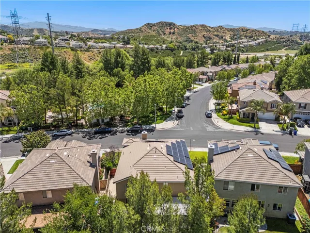 28637 Placerview Trail, Saugus, California 91390