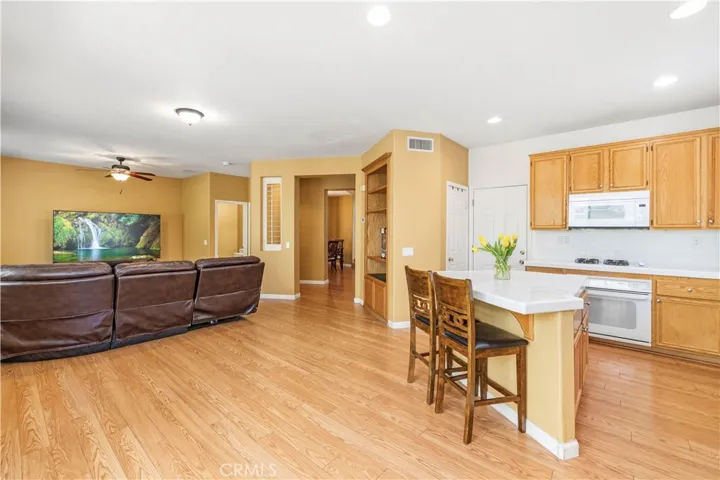 28637 Placerview Trail, Saugus, California 91390