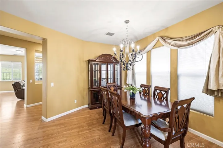 28637 Placerview Trail, Saugus, California 91390