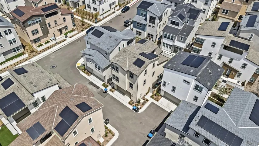 208 Yerba, Irvine, California 92618