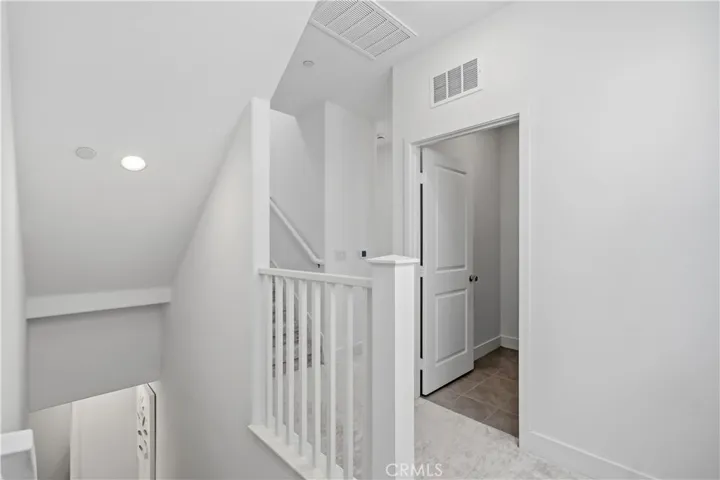 208 Yerba, Irvine, California 92618