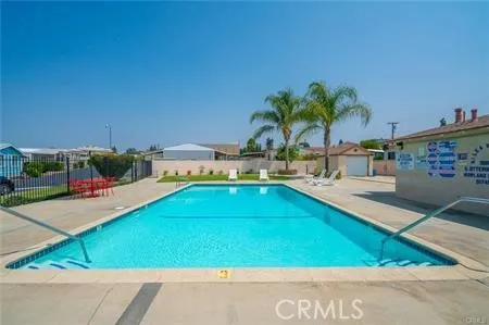 Community swimming pool - view 2
