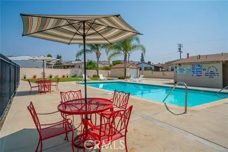 Community swimming pool - view 1