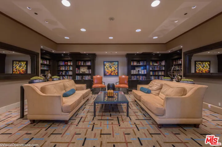 10724 Wilshire Boulevard 809, Los Angeles, California 90024