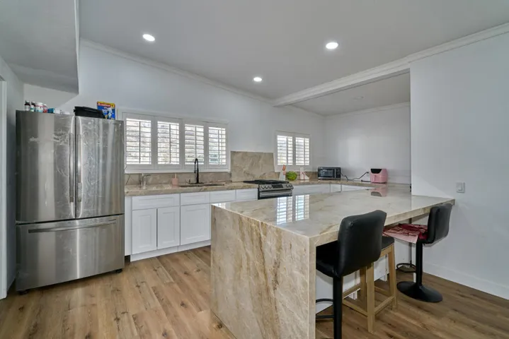 73300 Paradise Ave Desert Hot-large-043-