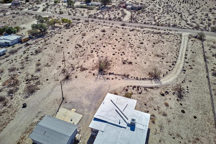 73300 Paradise Ave Desert Hot-large-010-