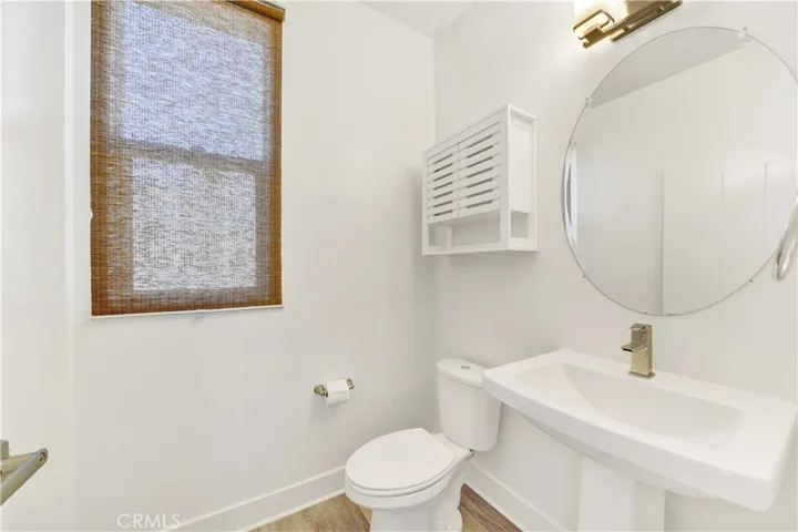 1658 Topanga, Costa Mesa, California 92627