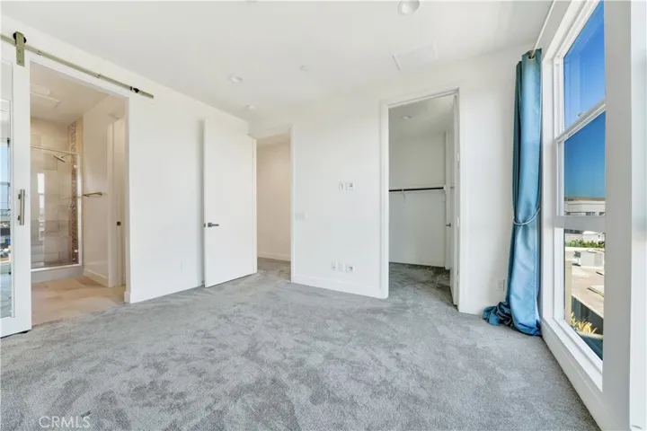 1658 Topanga, Costa Mesa, California 92627