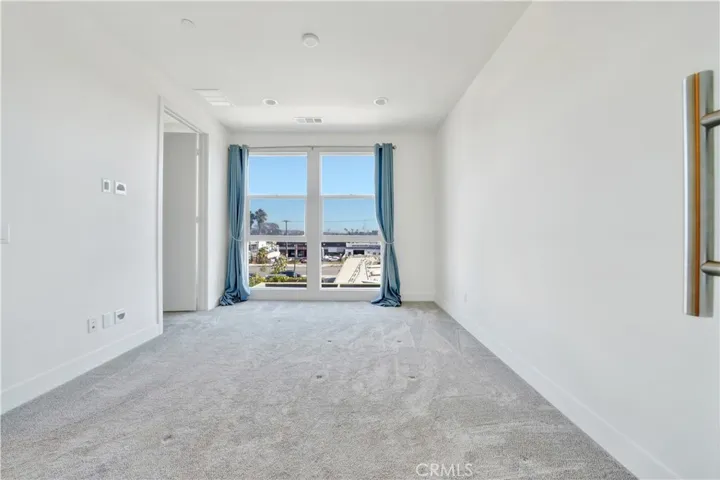 1658 Topanga, Costa Mesa, California 92627