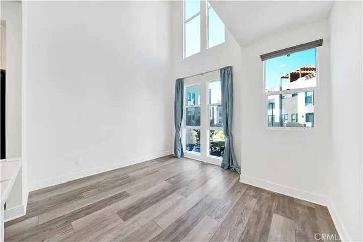 1658 Topanga, Costa Mesa, California 92627