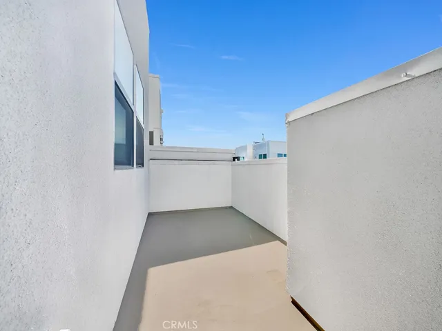 1658 Topanga, Costa Mesa, California 92627