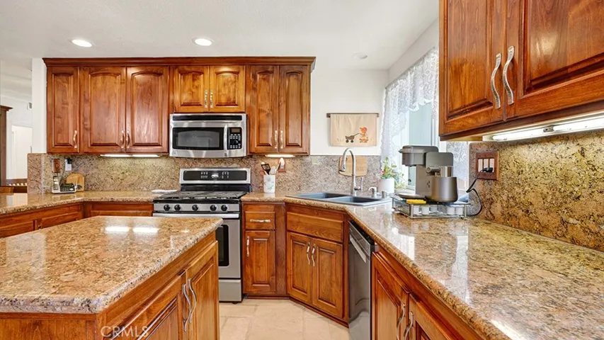 Another view of the kitchen.
