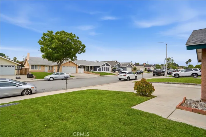 27638 Cherry Creek, Valencia, California 91354