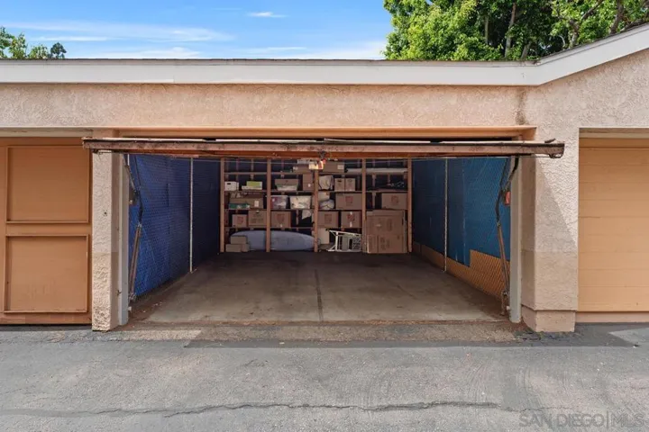 7127 Camino Degrazia 130, San Diego, California 92111