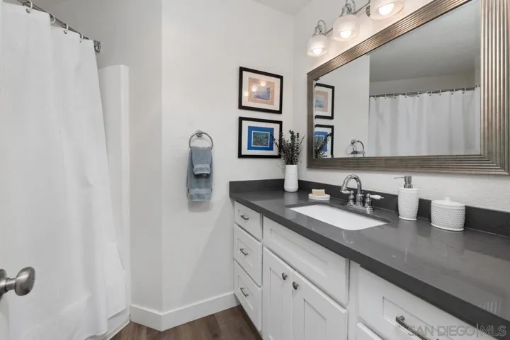 7127 Camino Degrazia 130, San Diego, California 92111
