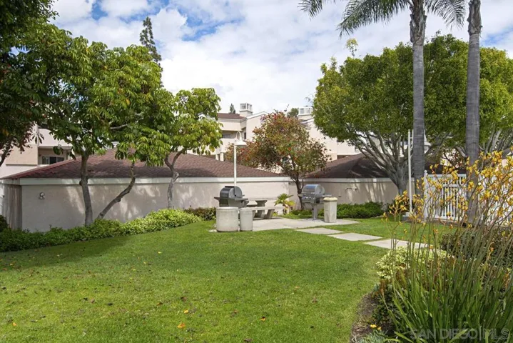 7127 Camino Degrazia 130, San Diego, California 92111