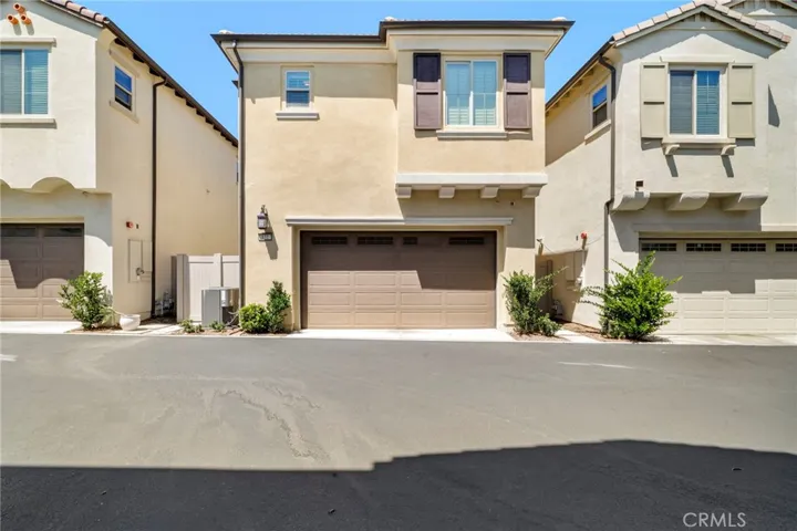 Garage Door Accessed from Common Drive