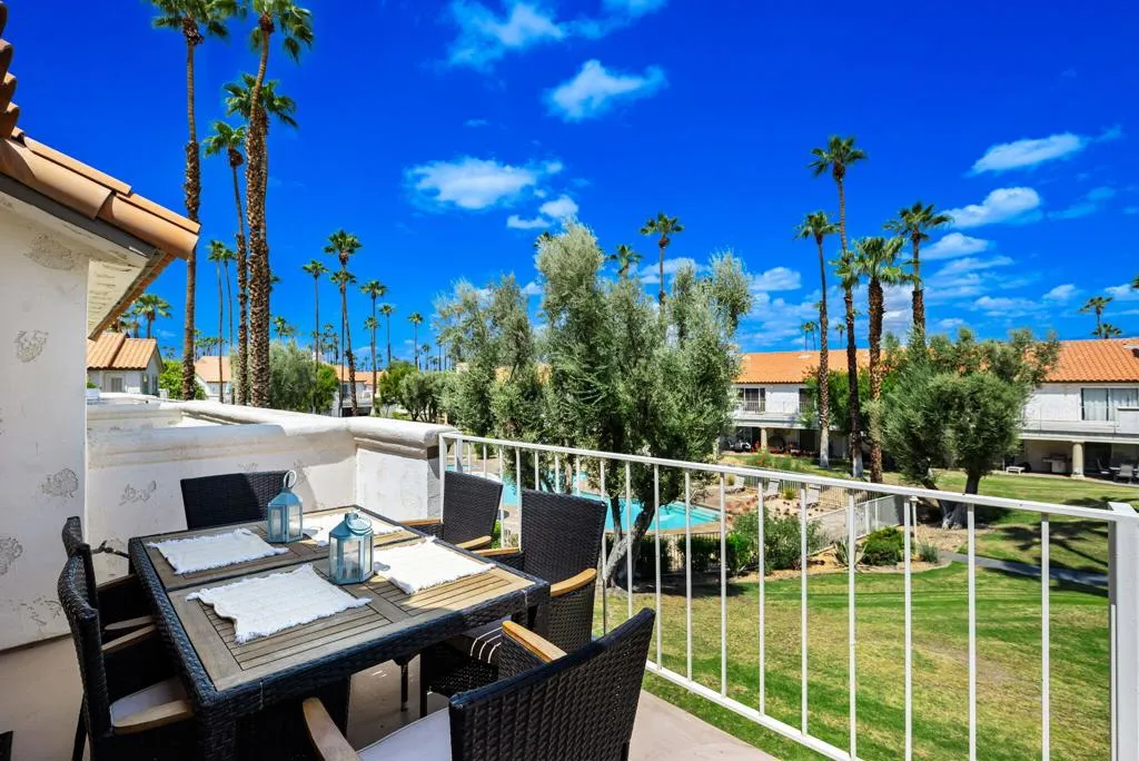 38-web-or-mls-LFTorrey_OPMG_0925_038