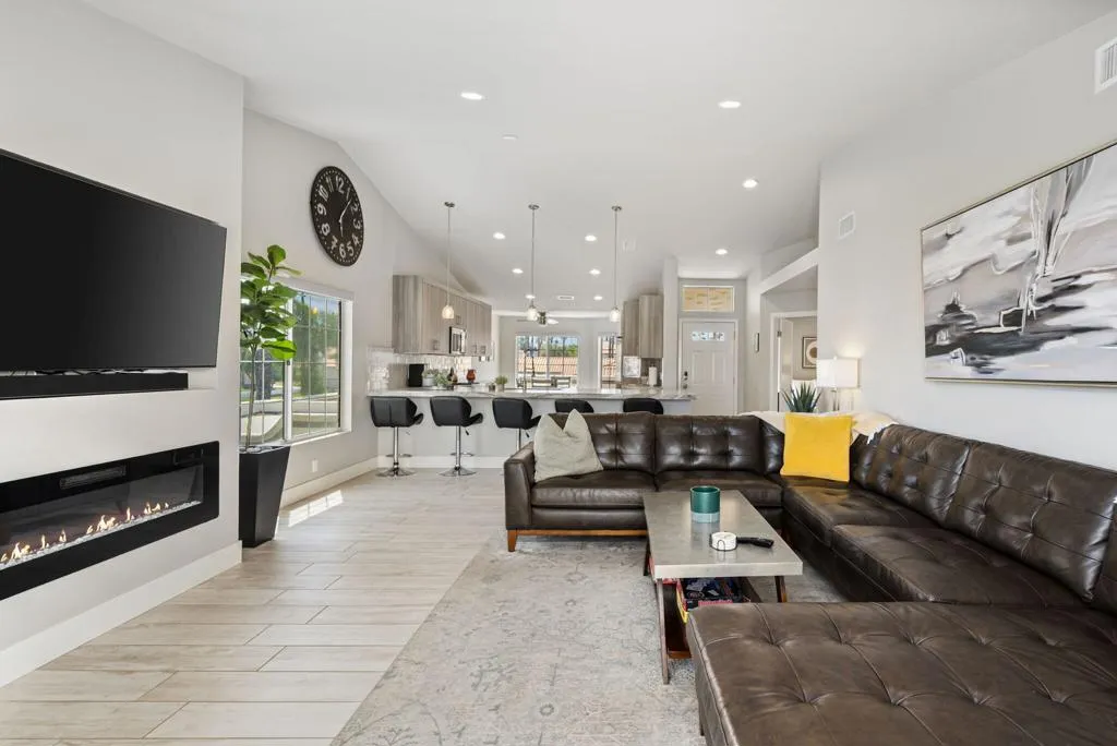30-web-or-mls-LFTorrey_OPMG_0925_030