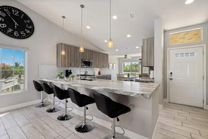 16-web-or-mls-LFTorrey_OPMG_0925_016