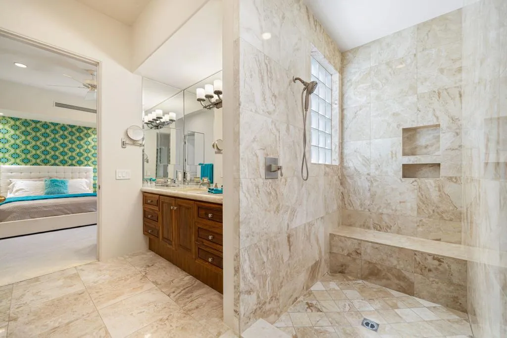 Guest Bath 3