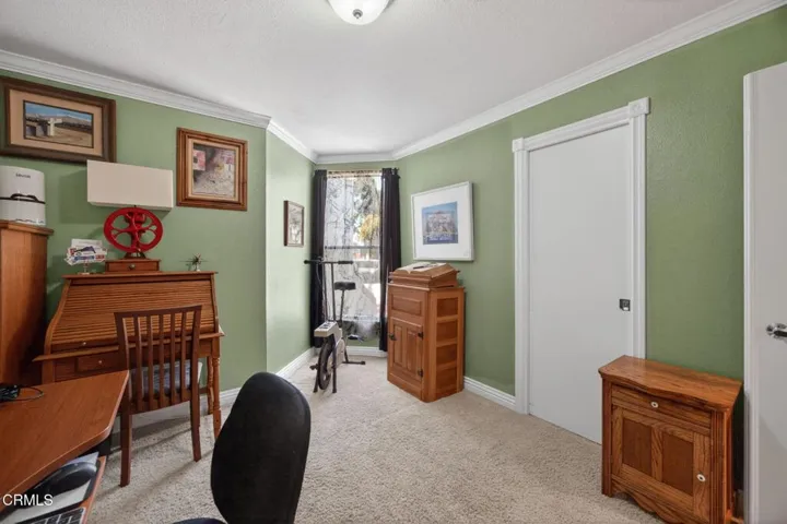 19-web-or-mls-Upmarket Media-1230Tiv079