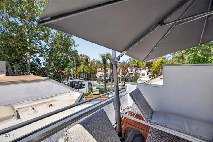 16-web-or-mls-Upmarket Media-1230Tiv070