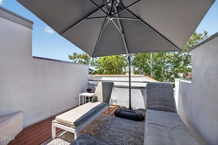 15-web-or-mls-Upmarket Media-1230Tiv067