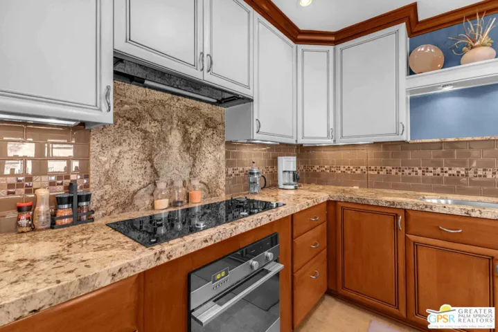72853 Don Larson Lane, Palm Desert, California 92260
