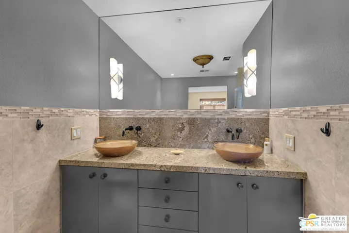 72853 Don Larson Lane, Palm Desert, California 92260