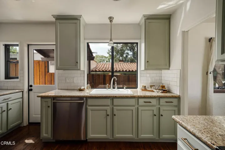 10166 Silverton Tujunga Listed by Robbyn