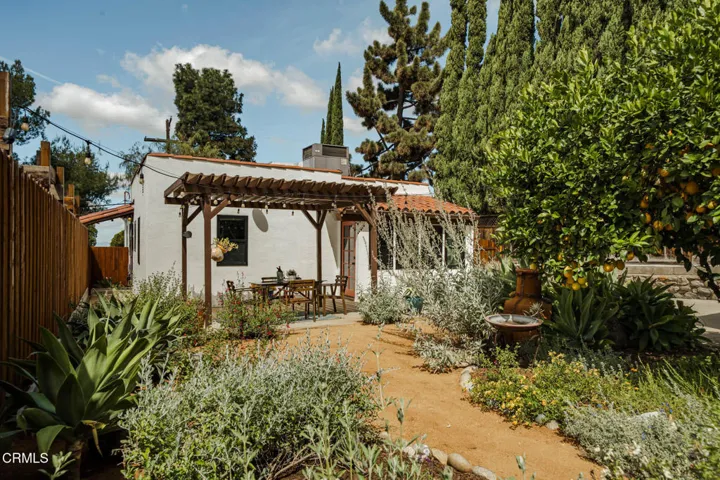 10166 Silverton Tujunga Listed by Robbyn