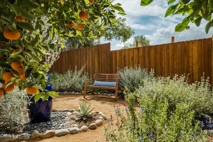 10166 Silverton Tujunga Listed by Robbyn
