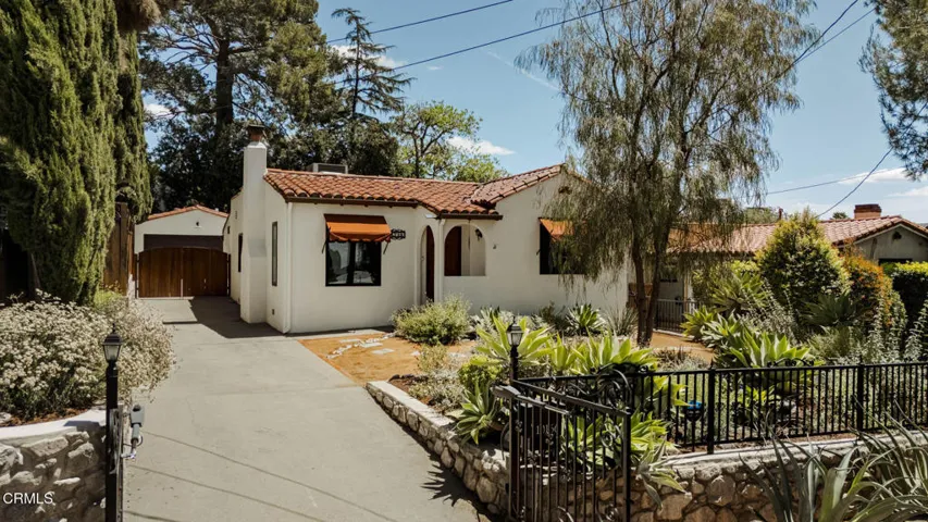 10166 Silverton Tujunga Listed by Robbyn