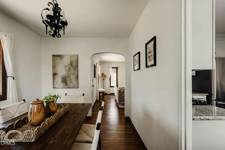 10166 Silverton Tujunga Listed by Robbyn
