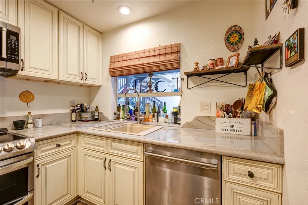 Kitchen window