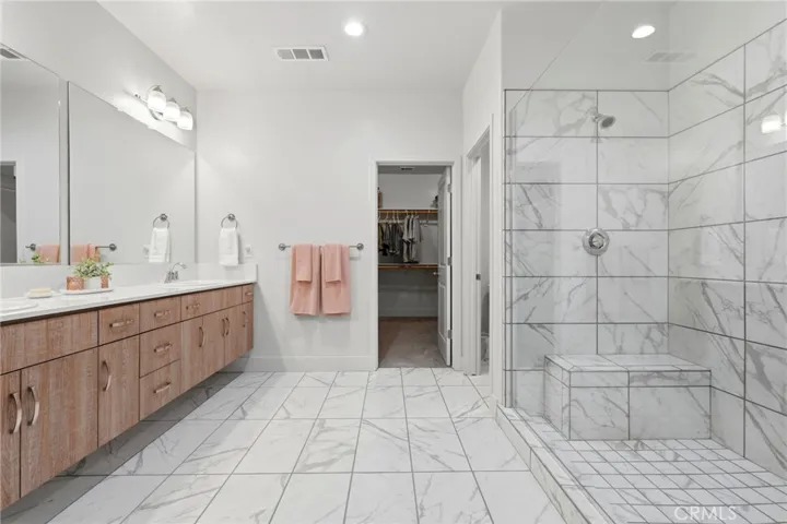 3345 W Florence, Visalia, California 93277