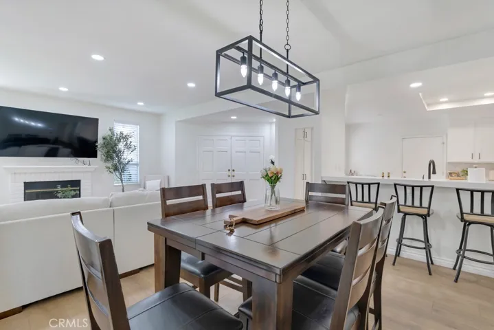 272 Fieldstone Way A, Simi Valley, California 93065